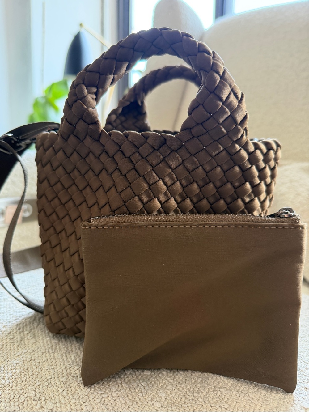 Naghedi Brown Braided Mini Tote with Zip Pouch (petit)